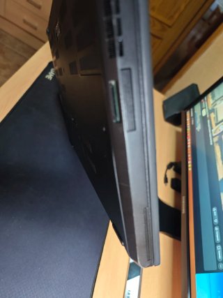 Super Portátil Lenovo ThinkPad P50 i7 16GB 1TB