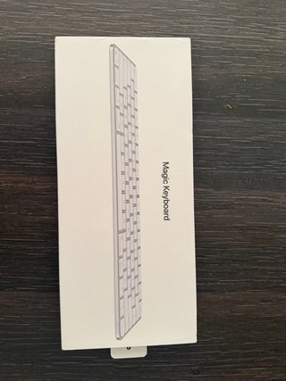 Apple Magic Keyboard Plata/Blanco