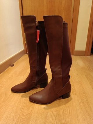 Botas altas marrones SIN ESTRENAR
