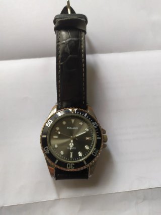 Reloj YOLAKO Caballero Negro/Dorado