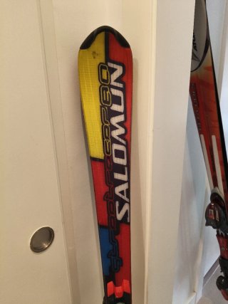 Esquís Salomon 148cm con fijaciones