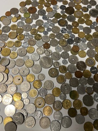 Lote 150+ Monedas Antiguas y Extranjeras