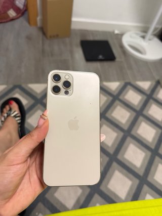 iPhone 12 Pro Dorado