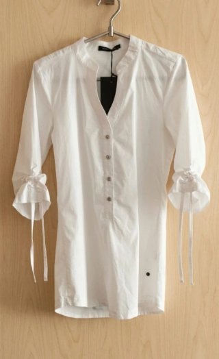 Blusa blanca algodón entallada-mangas con cinta