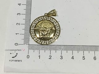 colgante oro 18k