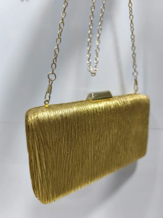 Bolso de fiesta dorado