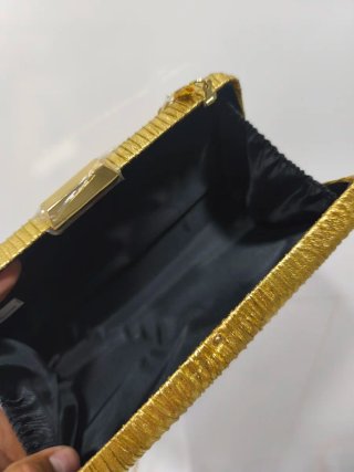 Bolso de fiesta dorado