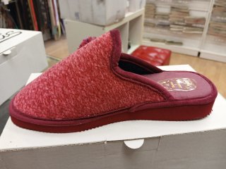 Zapatillas de estar por casa rojas talla 36