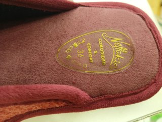 Zapatillas de estar por casa rojas talla 36