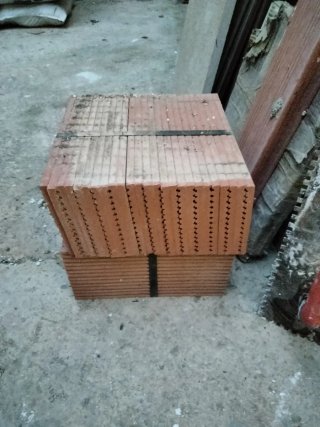 Ladrillos cerámicos para construcción