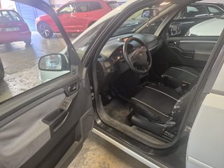Opel Meriva 2004
