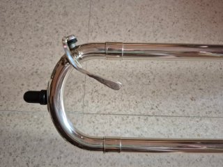 Trombón Antigua con funda