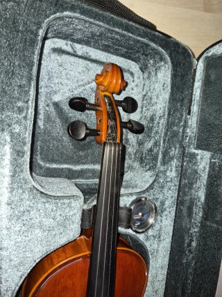 Violín Stentor Conservatoire 3/4, estuche + arco.