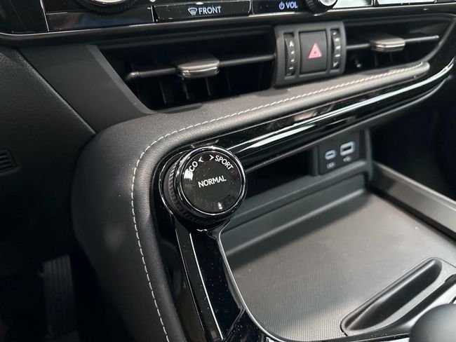Lexus NX 2024, foto 11