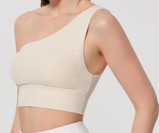 Top deportivo asimétrico beige