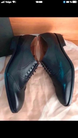 Zapatos de piel MALATESTA negros