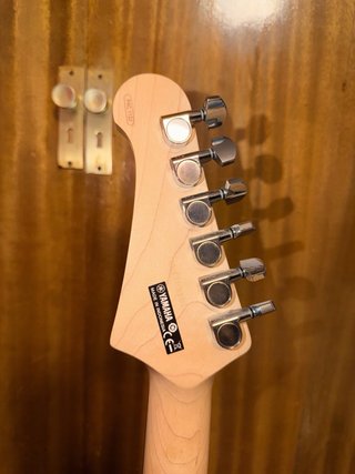 Guitarra Eléctrica Yamaha Pacífica Roja