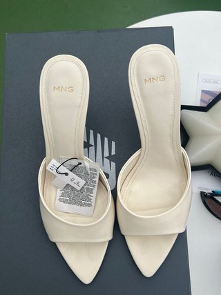 Sandalias Mango fiesta beige