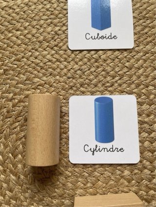 Juego de Sólidos Geométricos Montessori