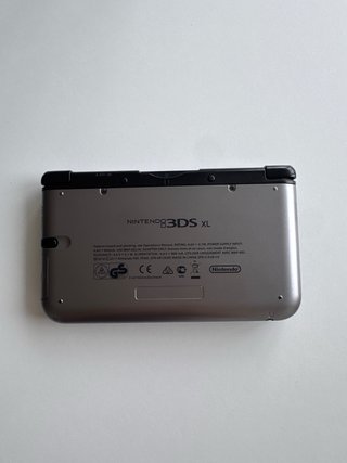 Nintendo 3DS XL Argento + Caricatore originale