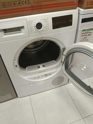 SECADORA BOSCH 8KG SERIE 4 (CONDENSACION CON BOMBA