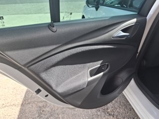 OPEL Astra 1.4T SHT Business Elegance CVT ST