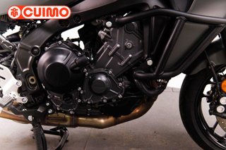 YAMAHA TRACER 900