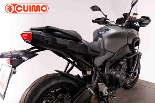 YAMAHA TRACER 900