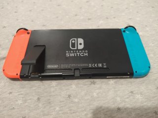Nintendo Switch Azul/Naranja Completo