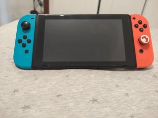 Nintendo Switch Azul/Naranja Completo