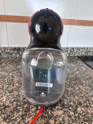 Dolce gusto automática (funciona pero pierde agua)