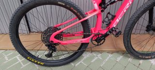 Bicicleta de Montaña Berria Rosa Fluor