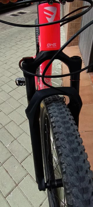 Bicicleta de Montaña Berria Rosa Fluor