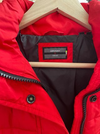 Chaqueta Superdry Roja Talla S o 12-14 años