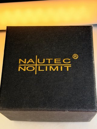 Reloj Nautec No Limit Dorado
