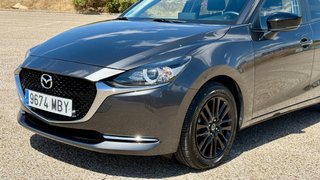 Mazda 2 2022