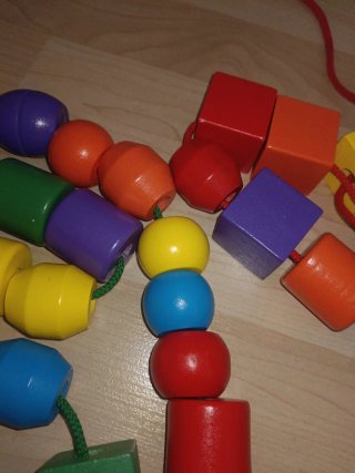 Cuentas de madera para ensartar