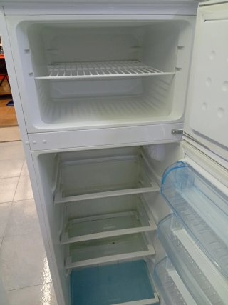 Nevera Beko blanca
