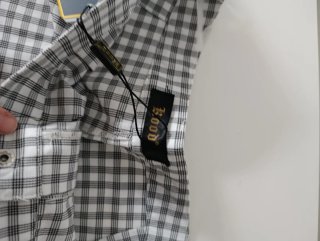 Shorts de cuadros grises y blancos