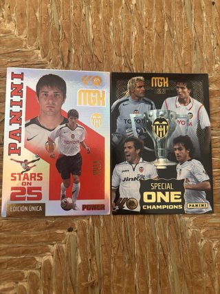 Vendo lote de 2 cromos Panini del Valencia CF