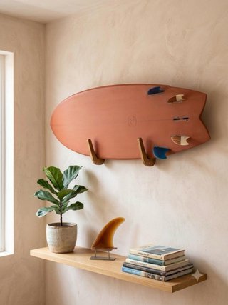 Soporte de madera para tabla de surf