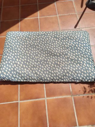 2 Camas para Perro Ikea