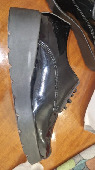Mocasines charol mujer negros