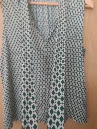 Blusa con fusciacca verde e bianca