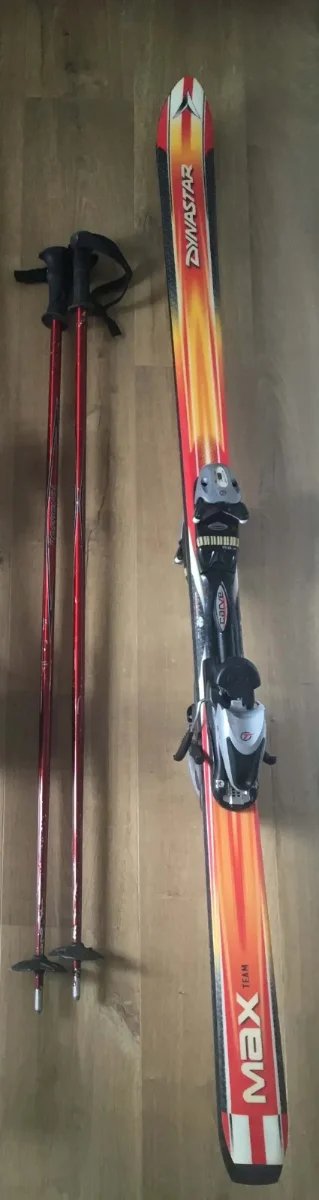 Esquís Dynastar 160cm + Bastones