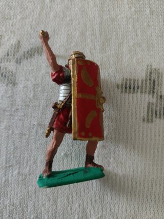 Figuras Romanos y Bárbaros 1/32