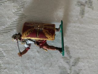 Figuras Romanos y Bárbaros 1/32