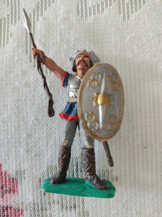 Figuras Romanos y Bárbaros 1/32