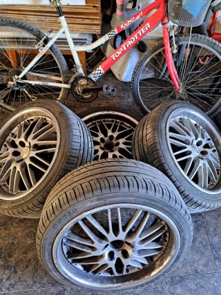 Llantas 18 y neumáticos nuevos 5x100 (por separado