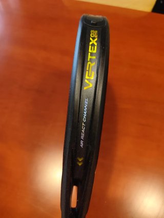 Pala Pádel Bullpadel Vertex 03